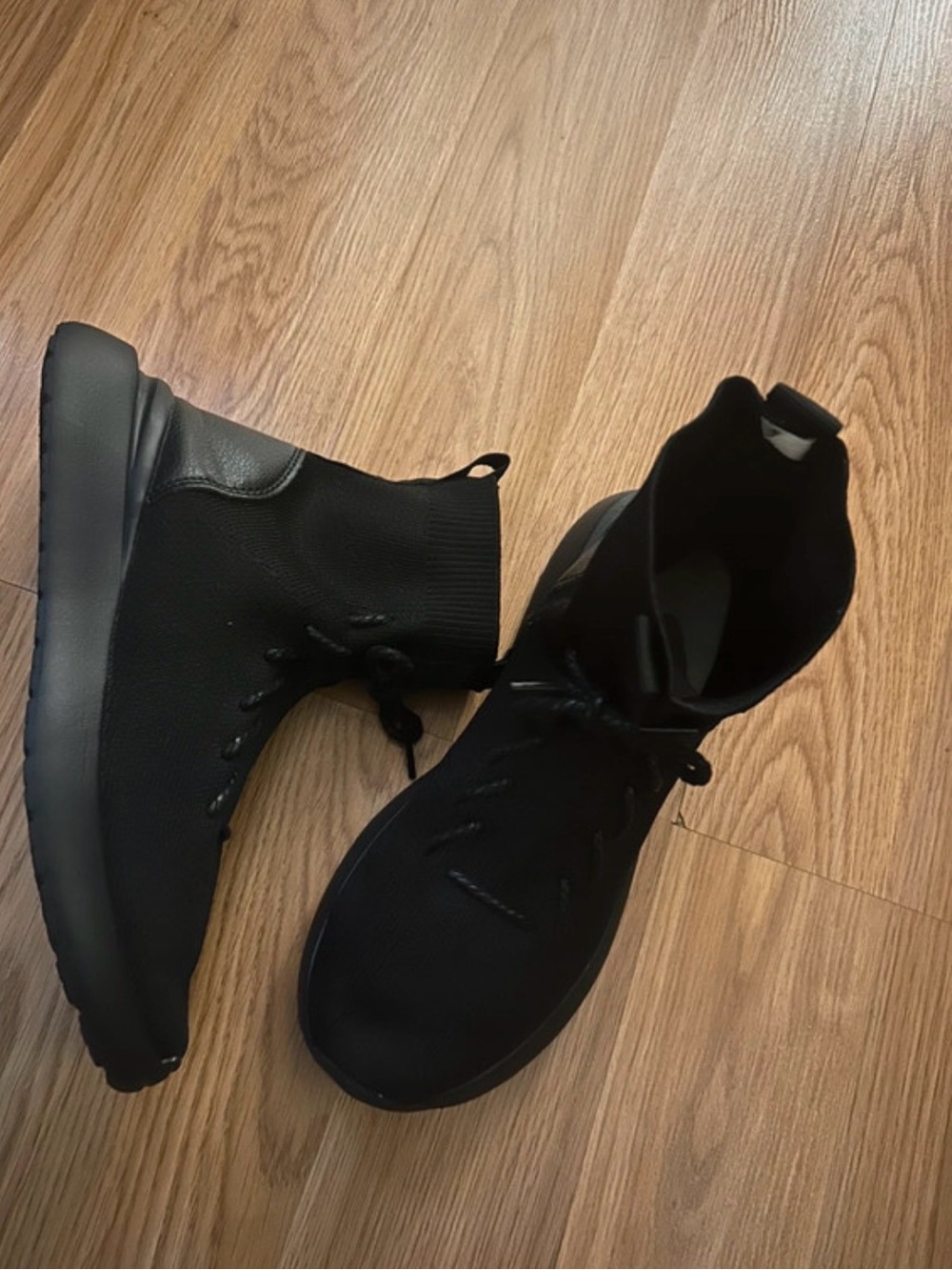 Men's Black Knit High-Top Sneakers